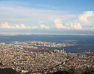[View of Rokko Island and the Osaka region from Kikuseidai]