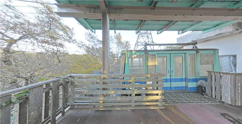 4号車六甲山頂駅行きプラットフォーム