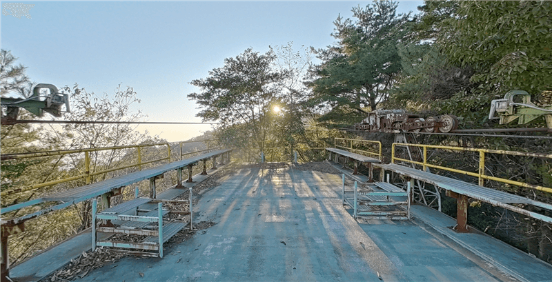 屋上表六甲駅側ホーム上1号車