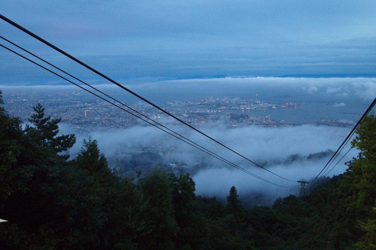 ある雨の日の情景 Mt Rokko And Mt Maya Aerial Ride